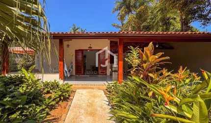 Casa com 4 quartos à venda na Praia do Lazaro, Ubatuba  por R$ 1.200.000