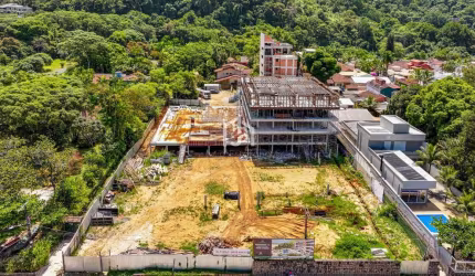 Apartamento com 3 quartos à venda na Enseada, Ubatuba  por R$ 3.956.484