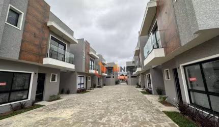 Sobrado com 3 dormitórios à venda, 123 m²