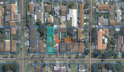 Terreno com 600 m² no bairro São Lourenço.