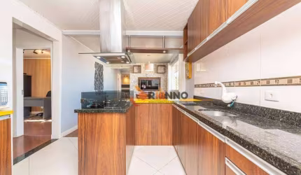 Casa com 4 quartos (1 suíte) no Cento de Piraquara