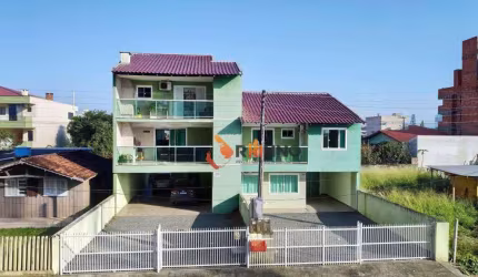 Casa com 8 dormitórios à venda, 405 m² por R$ 1.500.000,00 - Itapema do Norte - Itapoá/SC