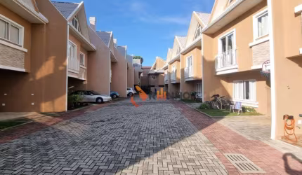 Sobrado em condominio 3 quartos 1 suíte no bairro São Braz