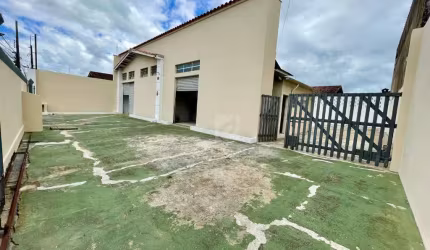 Galpão à venda, 243 m² por R$ 980.000,00 - Corumbá - Itanhaém/SP
