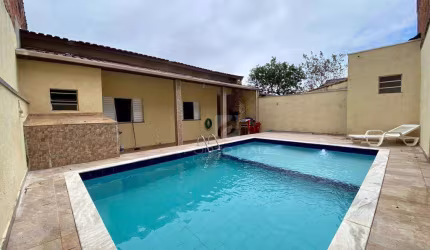 Casa com 3 dormitórios à venda, 138 m² por R$ 449.000,00 - Estância Balneária Tupy - Itanhaém/SP
