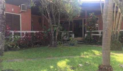Casa com 4 dormitórios à venda, 250 m² por R$ 900.000,00 - Jardim Itapel - Itanhaém/SP