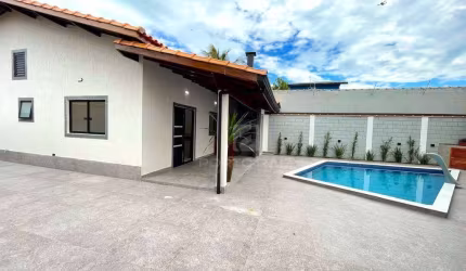 Casa com 3 dormitórios à venda, 100 m² por R$ 690.000,00 - Campos Elíseos - Itanhaém/SP