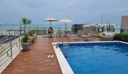 Vendo apartamento na avenida cabo branco, com 82 m2 . Excelente localização