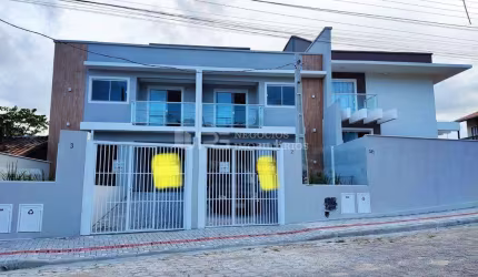 Sobrado com excelente localizaÇÃo em itapema, Casa Branca, Itapema - SC