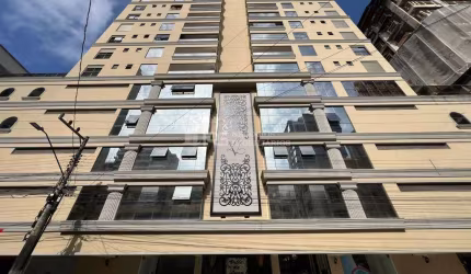 Apartamento a 300m do mar , Meia Praia, Itapema - SC