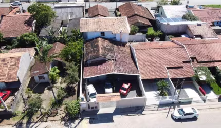 Casa 170m² + 02 kitnet fundos Vila Nova Barra Velha SC
