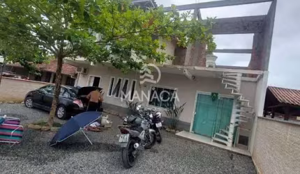 OPORTUNIDADE - CASA DOIS PISOS COM RENDA GARANTIDA