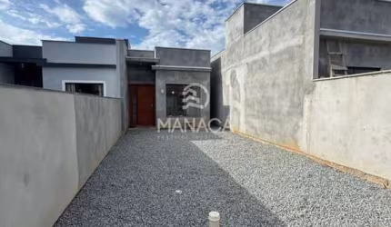 Linda casa com 02 dormitórios e amplo quintal - BARRA VELHA