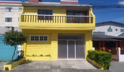 LINDO SOBRADO NO BAIRRO CIDADE JARDIM