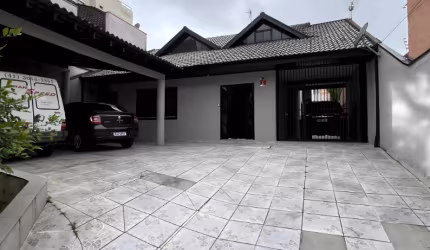 SOBRADOS NO BAIRRO SILVEIRA DA MOTTA