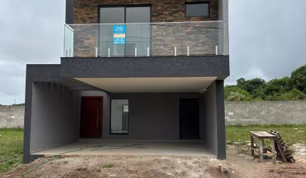 TRIPLEX NO COSTEIRA
