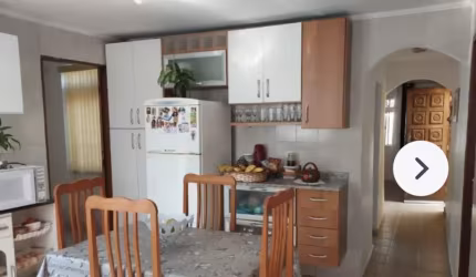 OPORTUNIDADE CASA TERREA 03-DORMITÓRIOS - LAUZANE