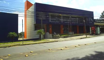 Loja no Tingui com excelente localização
