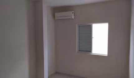 Sobrado com 3 dormitórios à venda, 126 m² por R$ 530.000,00 - Estuário - Santos/SP