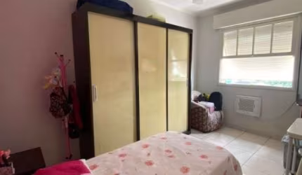 Apartamento com 3 dormitórios à venda, 124 m² por R$ 381.000,00 - Jardim Guassu - São Vicente/SP