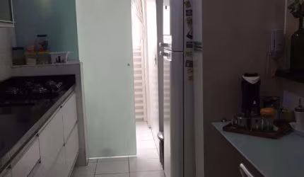Apartamento com 3 dormitórios à venda, 90 m² por R$ 630.000,00 - Alemoa - Santos/SP