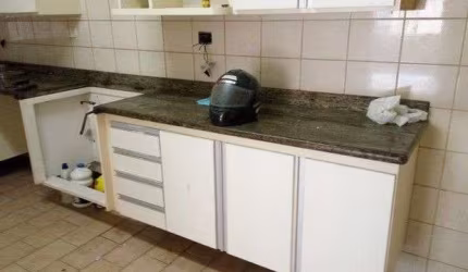 Sobrado com 4 dormitórios à venda, 150 m² por R$ 890.000,00 - Macuco - Santos/SP