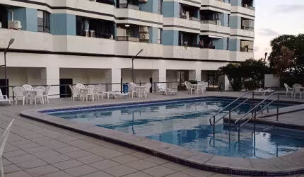 Apartamento de 1/4 e sala na Barra