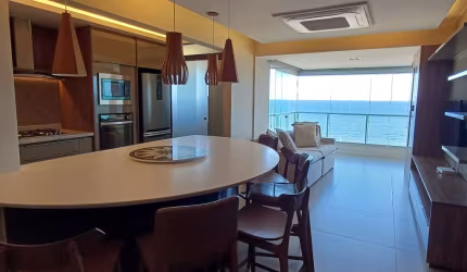 Belo apartamento em Armacao. 109 m2