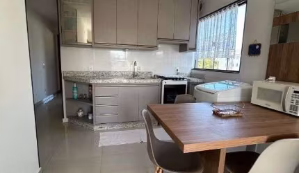 Apartamento semi-mobiliado no Itacolomi, em Balneário Piçarras/SC. À venda por R