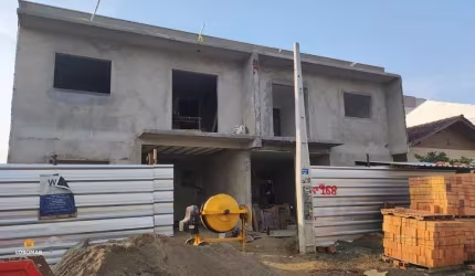 Sobrado com 3 dormitórios à venda, 115 m² no Itacolomi - Balneário Piçarras/SC