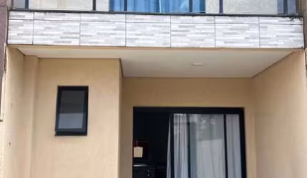 Sobrado com 2 dormitórios à venda, 76 m² por R$ 410.000,00 - Itacolomi - Balneár