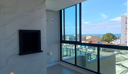 Apartamento à apenas 100m do mar, no Residencial Turquesa! Centro de Balneário P
