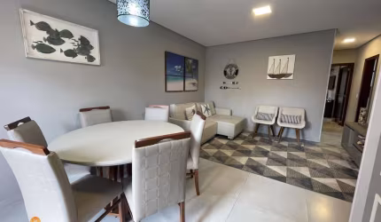 Apartamento mobiliado à apenas 270m do mar, com 3 dormitórios, em Itajuba, em Ba