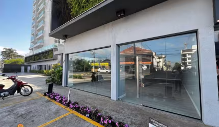 Sala Comercial com 70 m² AV. Nereu Ramos em Balneário Piçarras - SC R$ 1.850,000