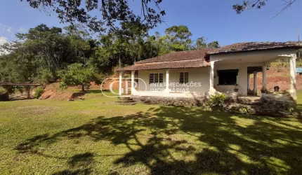 Fazenda com 1 sala à venda no Centro, Mendes  por R$ 850.000