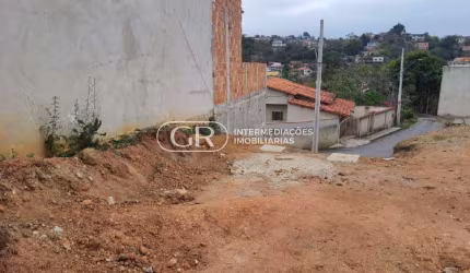 TERRENO EM PINHEIRAL
