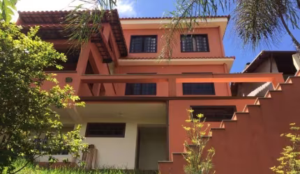 Casa com 6 quartos à venda na Morada da Colina, Volta Redonda  por R$ 1.100.000