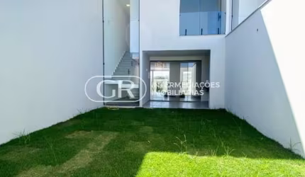 Casa com 3 quartos à venda no Jardim Belvedere, Volta Redonda  por R$ 719.000