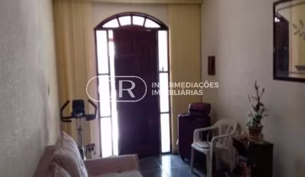 Casa com 2 quartos à venda no Jardim Vila Rica - Tiradentes, Volta Redonda  por R$ 375.000