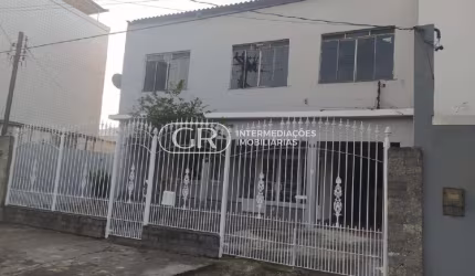Casa com 3 quartos à venda no Voldac, Volta Redonda  por R$ 650.000