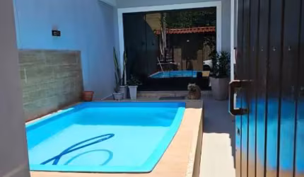 Casa com 2 quartos à venda no Parque das Ilhas, Volta Redonda  por R$ 650.000