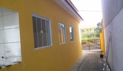 Casa com 3 quartos à venda no Varjão, Piraí  por R$ 280.000