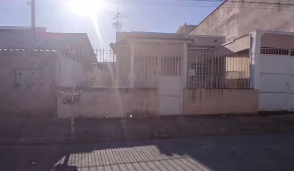 Casa com 3 quartos à venda na Vila Americana, Volta Redonda  por R$ 330.000
