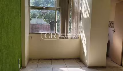 Sala comercial com 1 sala à venda na Vila Santa Cecília, Volta Redonda , 28 m2 por R$ 180.000