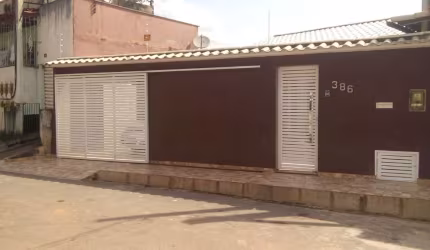 Casa com 4 quartos à venda no Água Limpa, Volta Redonda  por R$ 600.000