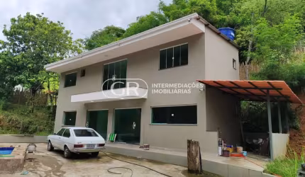 Chácara / sítio com 4 quartos à venda no Retiro, Volta Redonda  por R$ 650.000