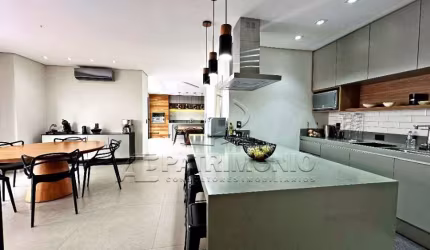 CASA EM CONDOMINIO, 3 Dormitório(s) Bairro Alphaville Nova Esplanada 1