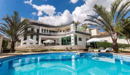 CASA EM CONDOMINIO, 3 Dormitório(s) Bairro Barreirinho