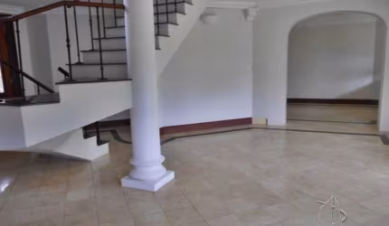 CASA EM CONDOMINIO, 3 Dormitório(s) Bairro Barreirinho