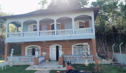 CHÁCARA, 4 Dormitório(s) Bairro Bom Retiro
